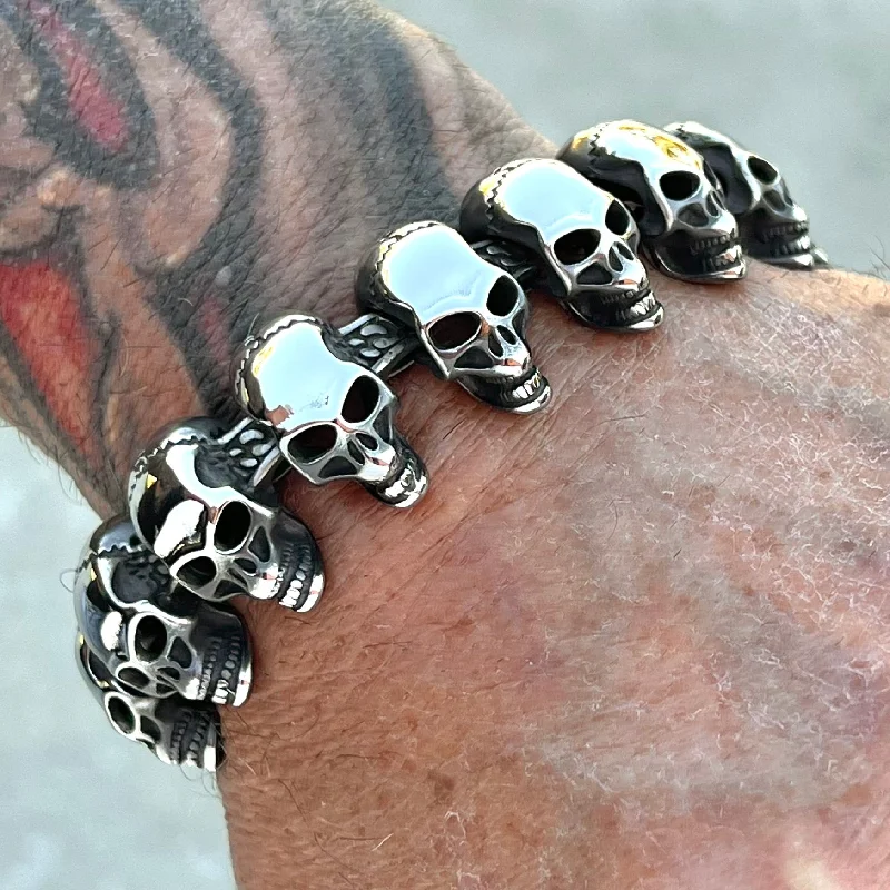 NEW - Black Hills - Skull Bracelet - Silver Skulls - B37