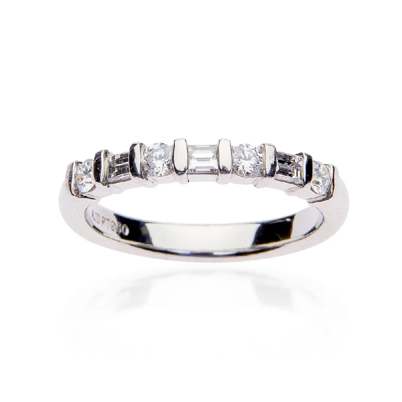 Fink's Platinum Bar Diamond Wedding Band