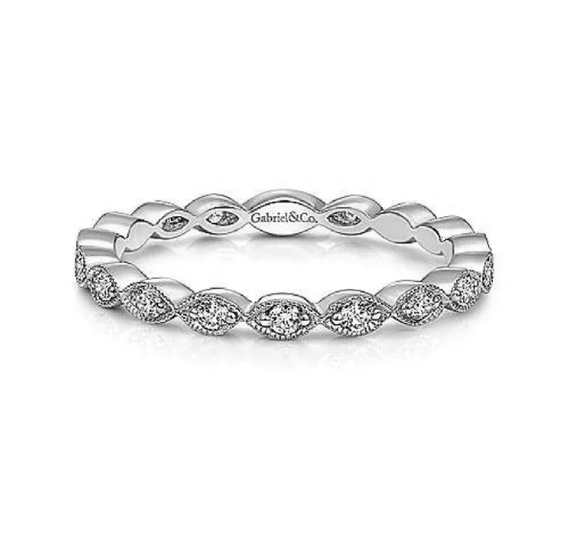 GABRIEL & CO "Victorian" Eternity Band