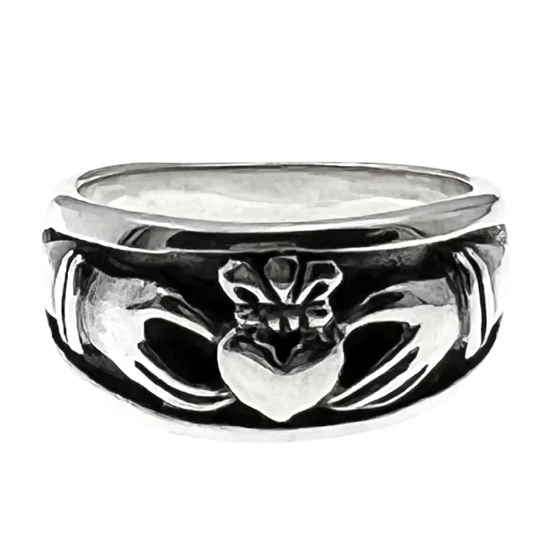 Sterling Silver Celtic Claddagh Ring / SSR0082